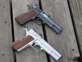 Browning Hi-Power customized by Ted Yost 
 - photo 17 