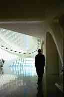 (Milwaukee Art Museum, Thanksgiving 2002) Zak